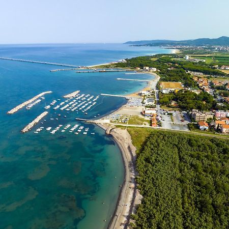 Hotel Quisisana Vada Εξωτερικό φωτογραφία