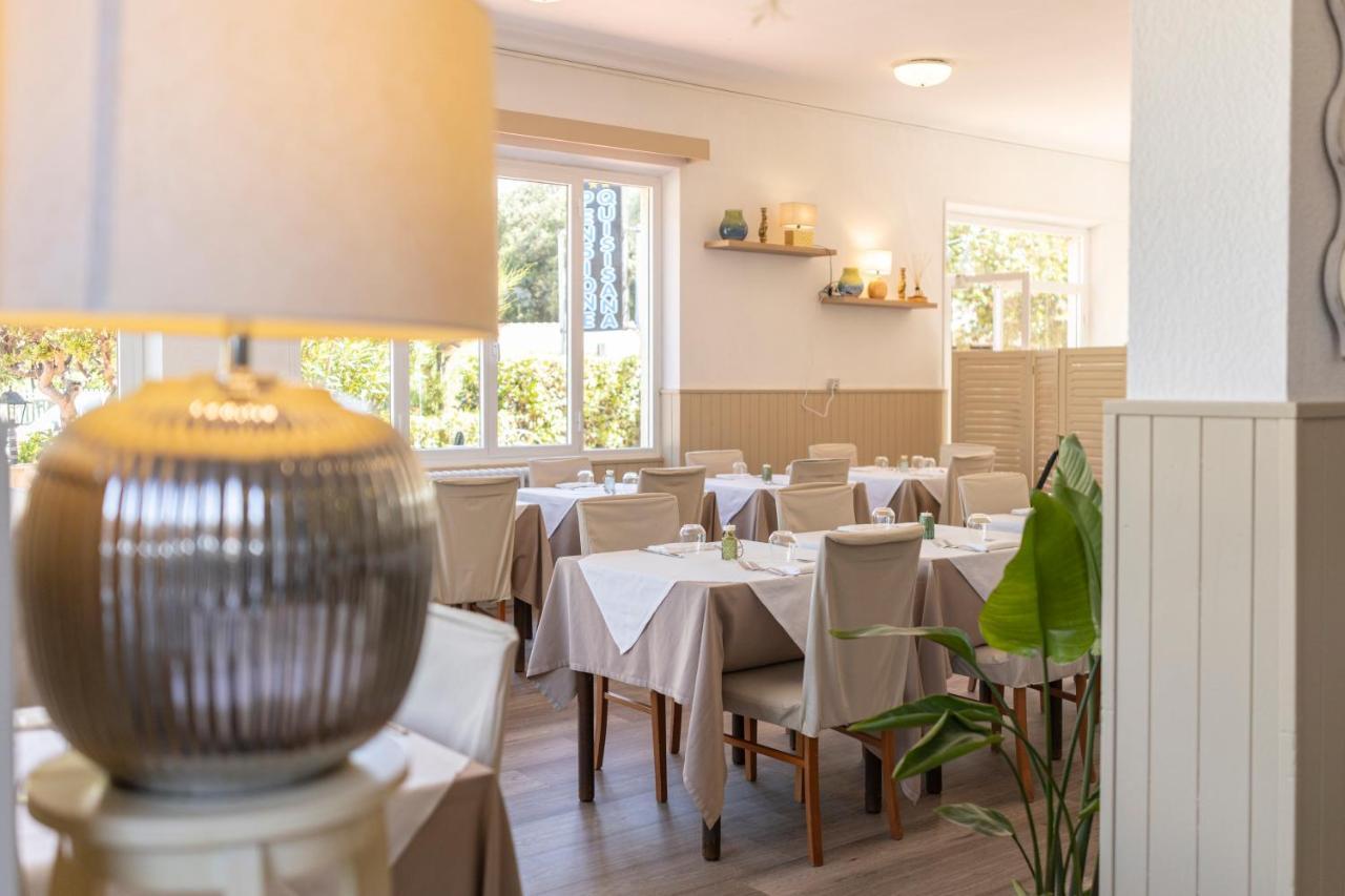 Hotel Quisisana Vada Εξωτερικό φωτογραφία