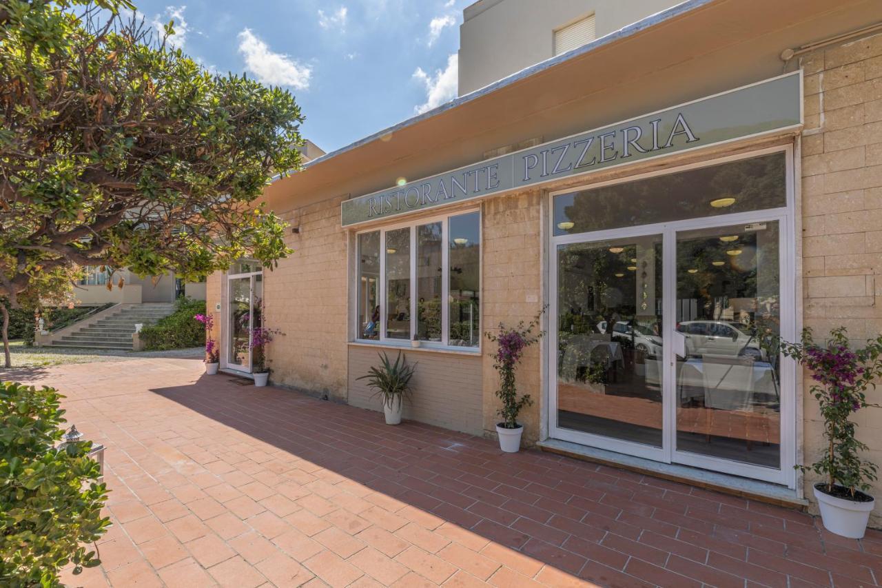 Hotel Quisisana Vada Εξωτερικό φωτογραφία
