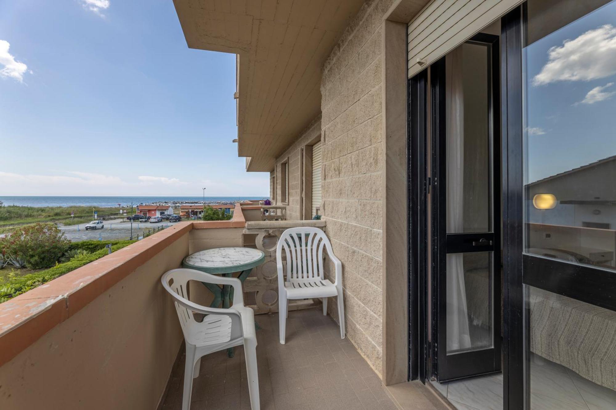 Hotel Quisisana Vada Εξωτερικό φωτογραφία