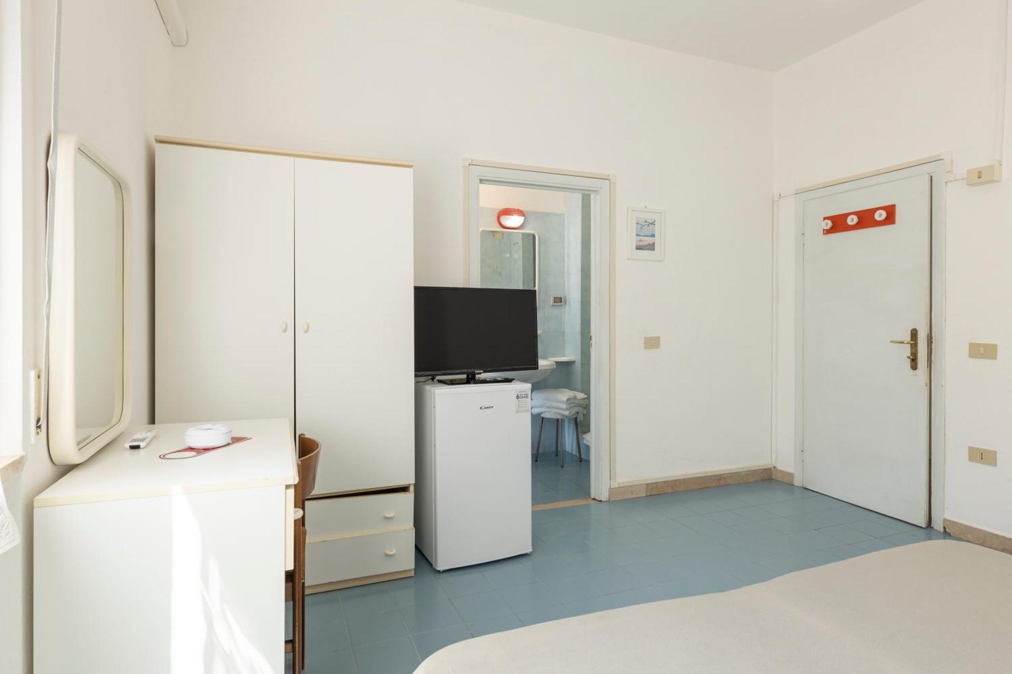 Hotel Quisisana Vada Εξωτερικό φωτογραφία