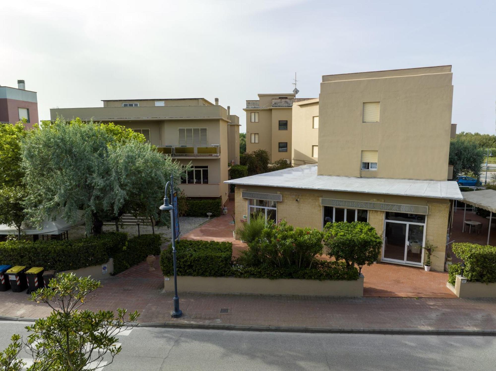 Hotel Quisisana Vada Εξωτερικό φωτογραφία