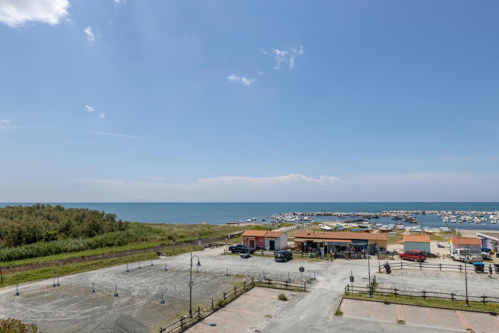 Hotel Quisisana Vada Εξωτερικό φωτογραφία