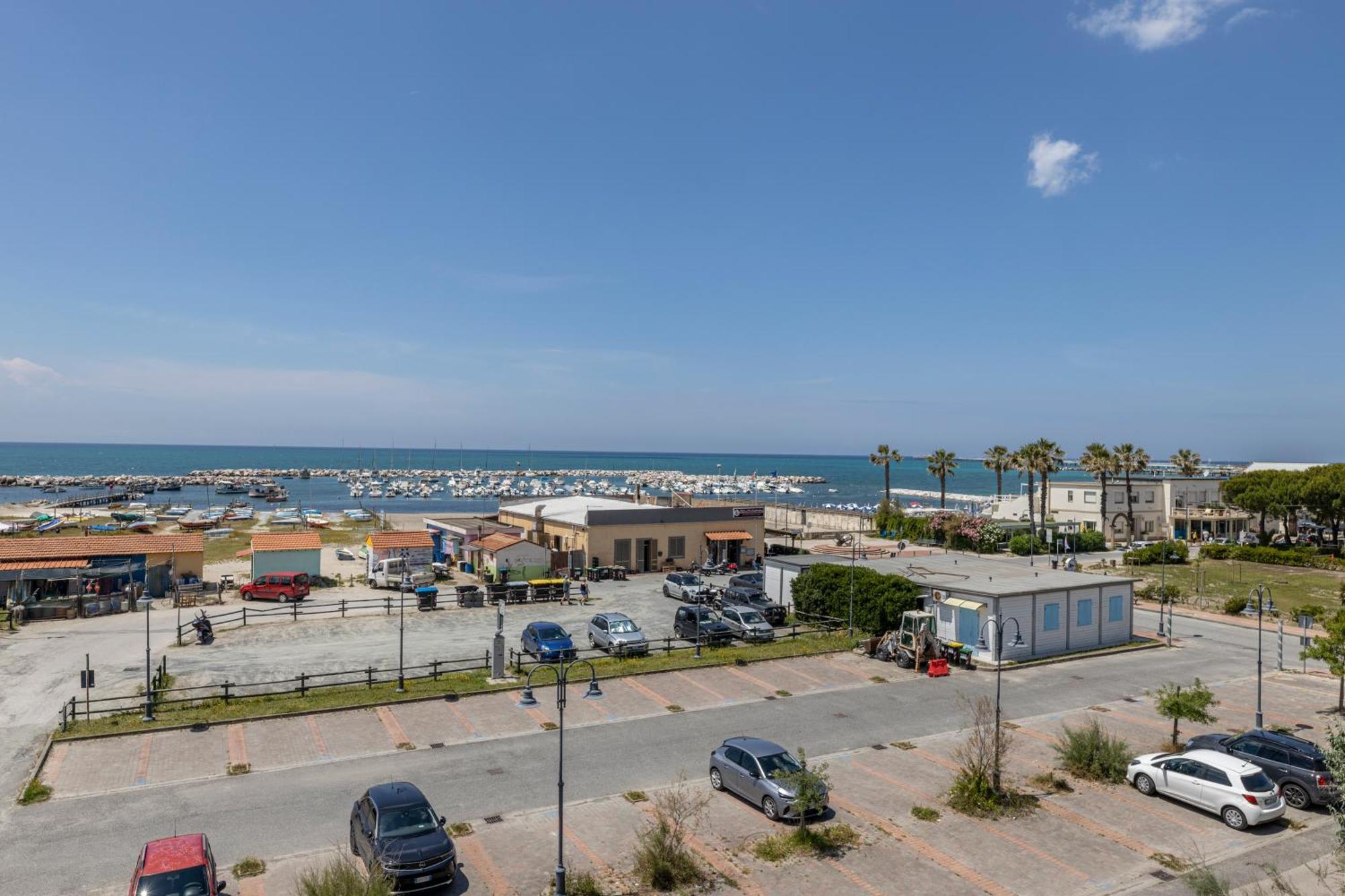 Hotel Quisisana Vada Εξωτερικό φωτογραφία